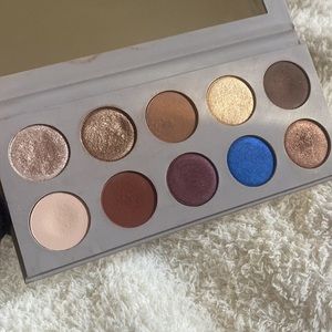KKW X MARIO Eyeshadow Palette